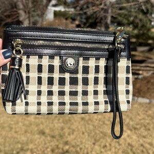 Spartina 449 Daufuskie Black/White Geometric Wristlet With Tassel